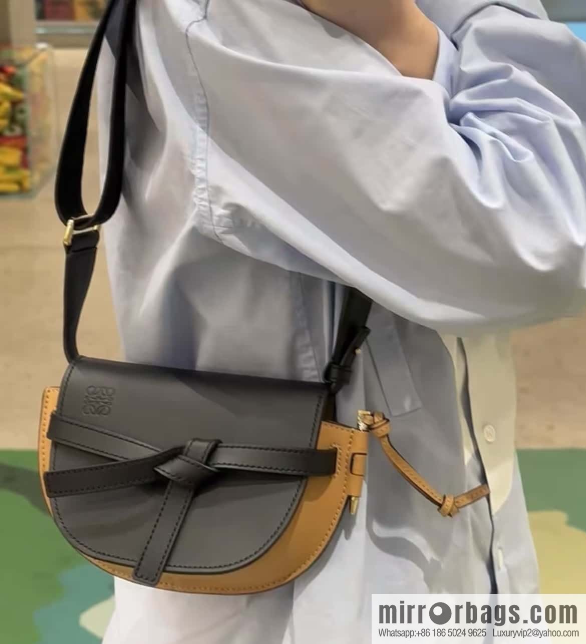 LOEWE upgraded version letter wide shoulder strap saddle bag GateDual handbag 0671 warm sand black