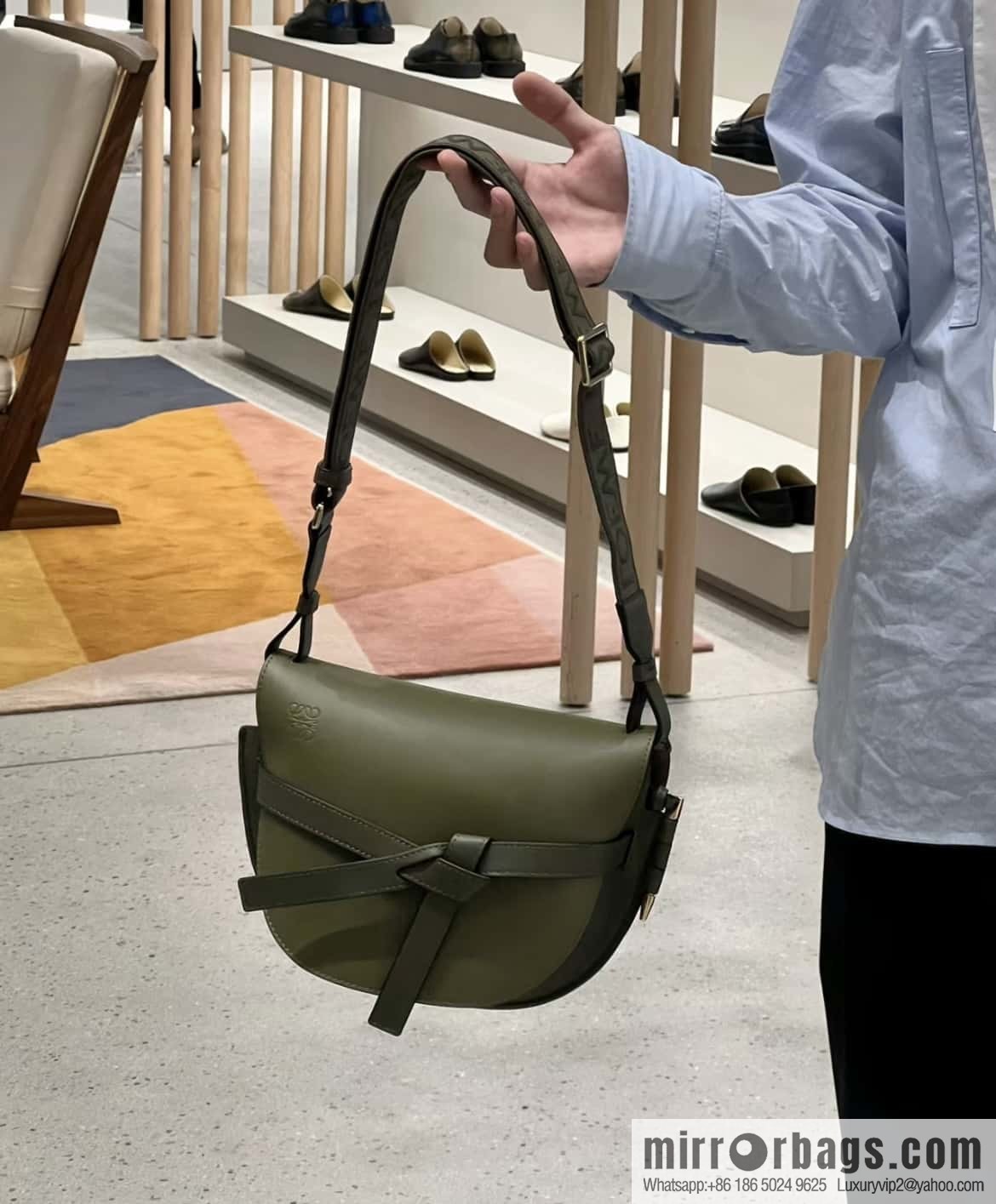 LOEWE upgraded version letter wide shoulder strap saddle bag GateDual handbag 0671 green spell