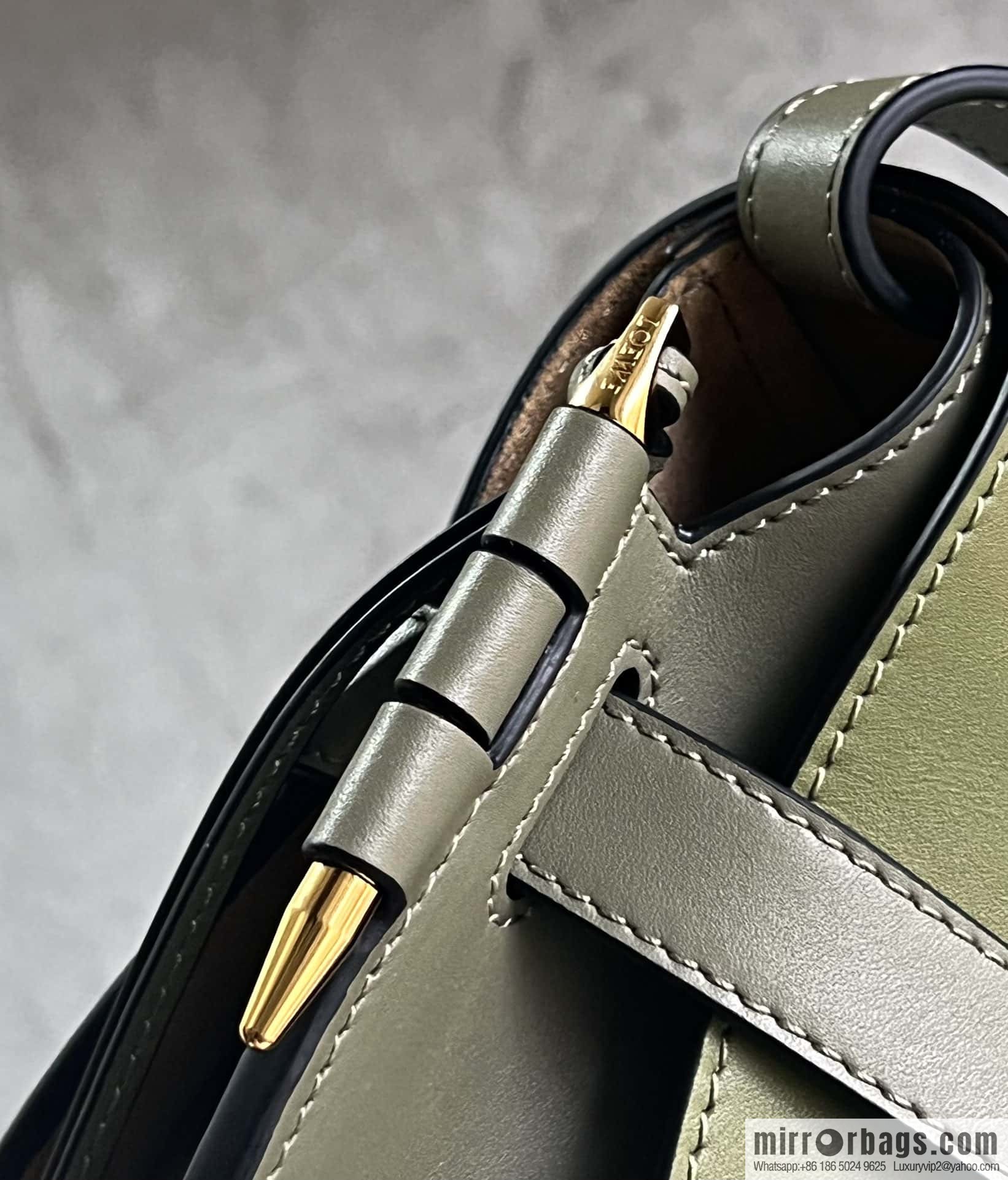 LOEWE upgraded version letter wide shoulder strap saddle bag GateDual handbag 0671 green spell