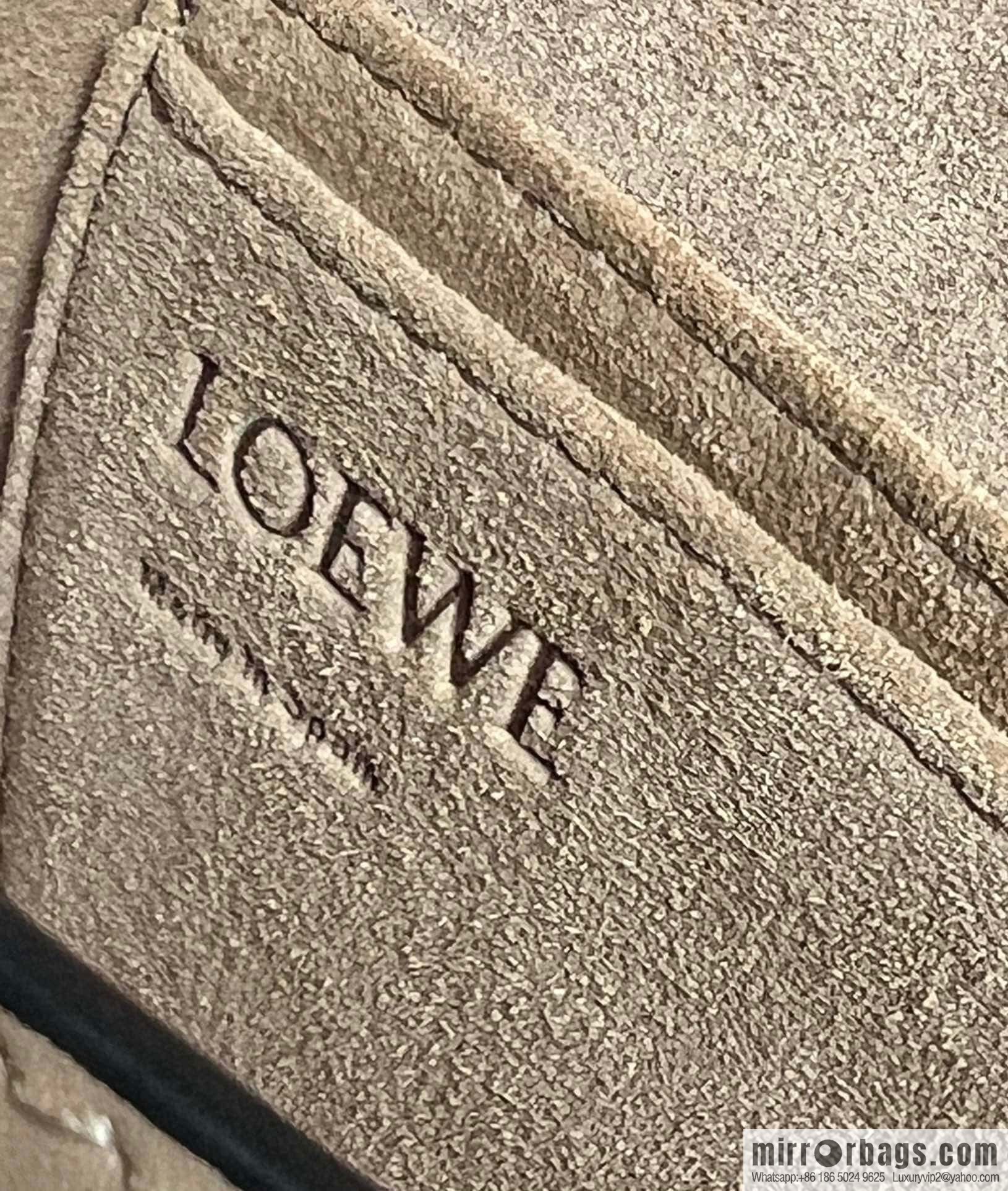 LOEWE upgraded version letter wide shoulder strap saddle bag GateDual handbag 0671 green spell