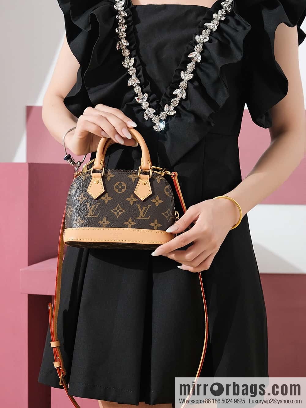 LV 𝙉𝘼𝙉𝙊 𝘼𝙇𝙈𝘼 𝙈𝙄𝙉𝙄 shell series M82717