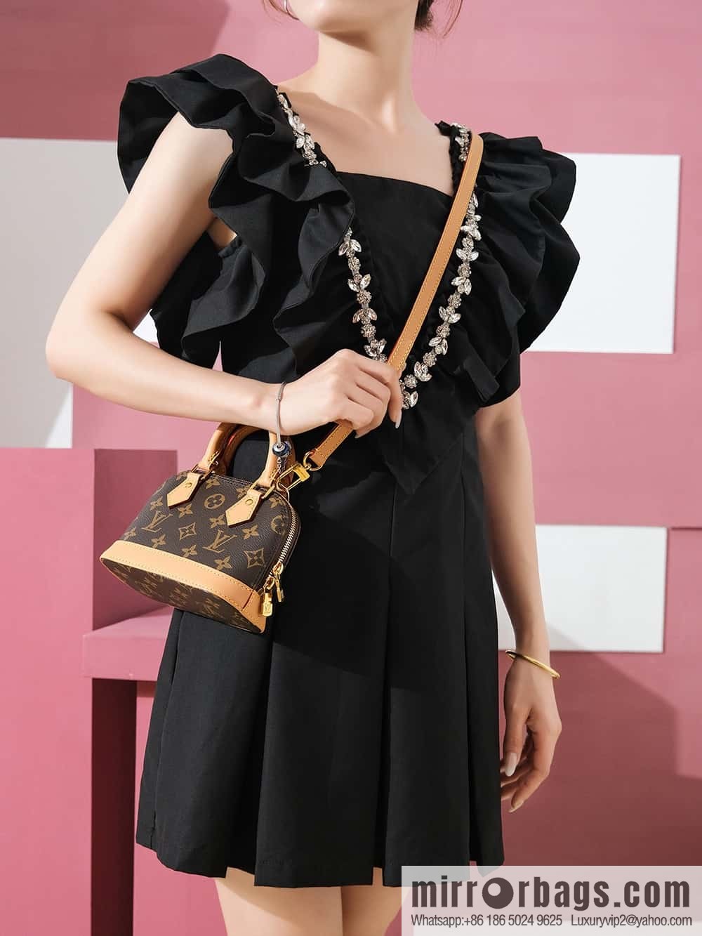 LV 𝙉𝘼𝙉𝙊 𝘼𝙇𝙈𝘼 𝙈𝙄𝙉𝙄 shell series M82717