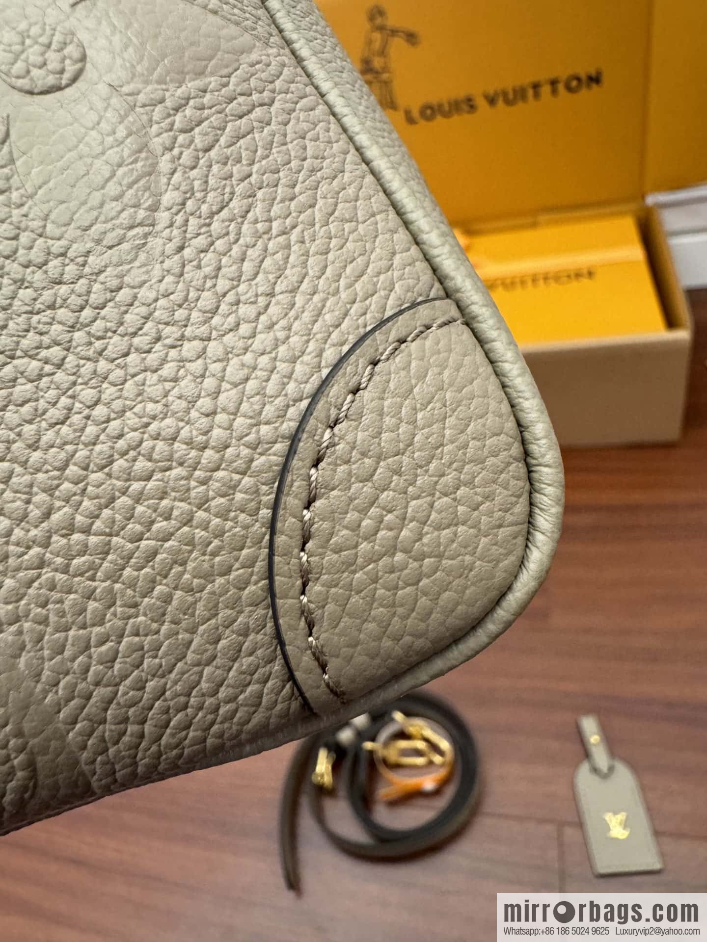 LV M46504 Trianon MM