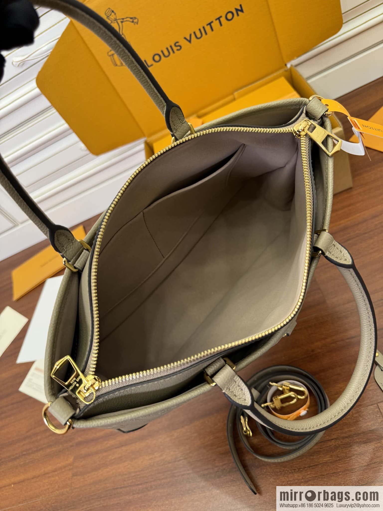 LV M46504 Trianon MM