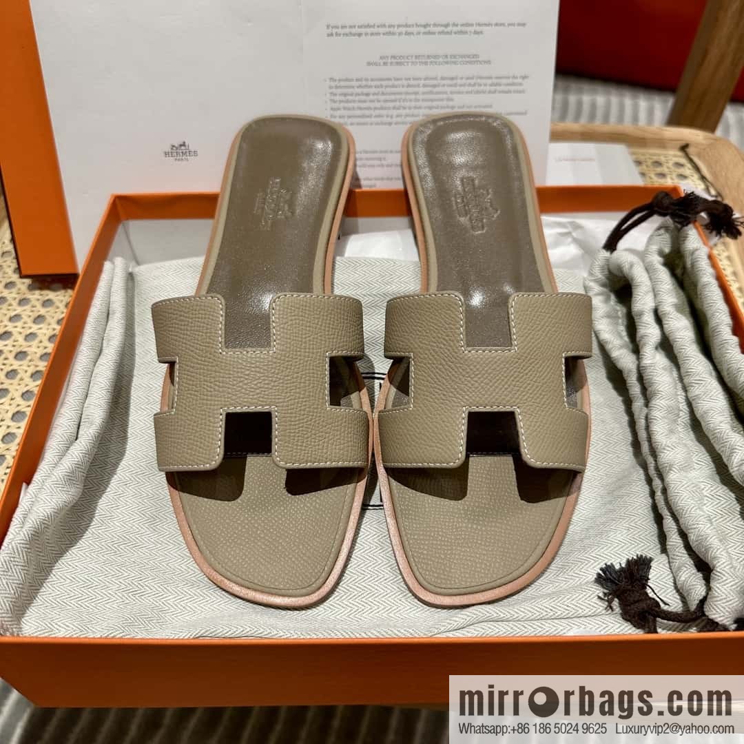 Hermès leather outsole H slippers
