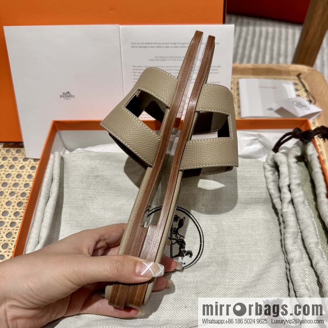 Hermès leather outsole H slippers