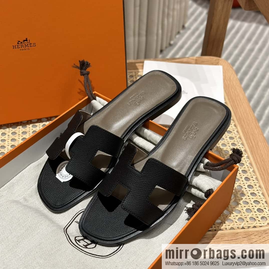 Hermes, classic slippers.