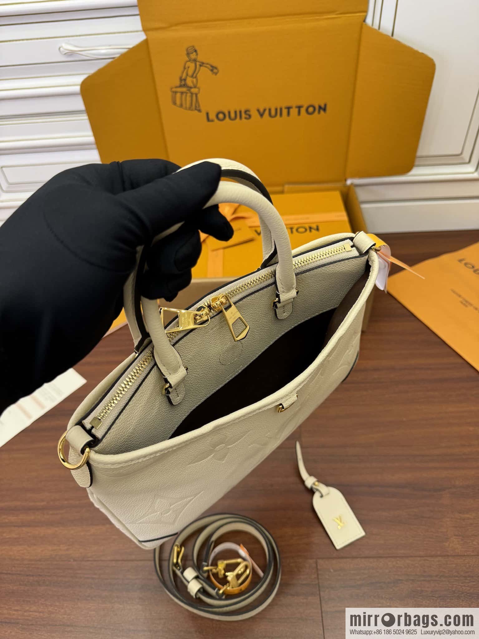 LV M46503 Trianon PM