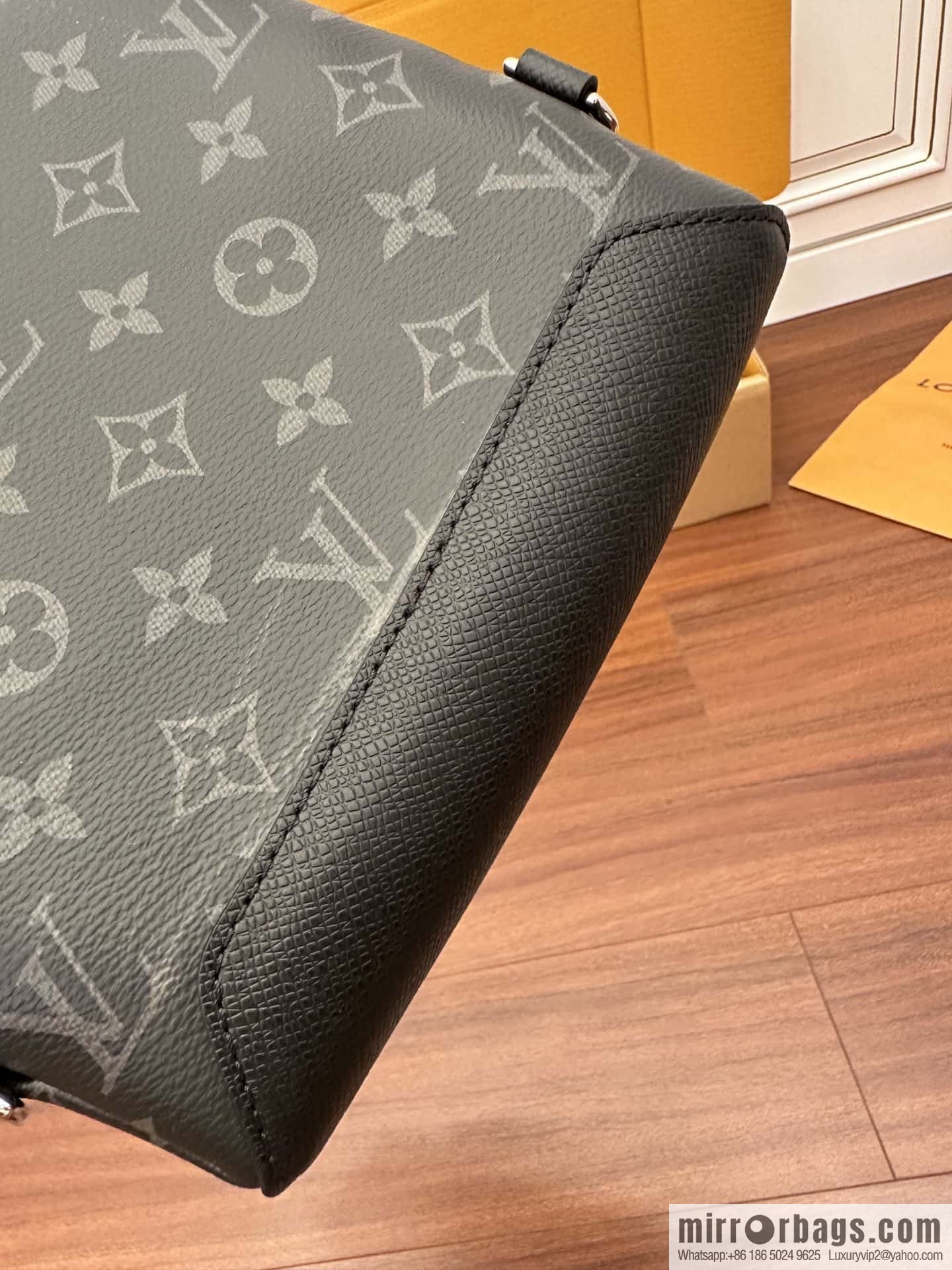 LV M30936 Duo Slingbag
