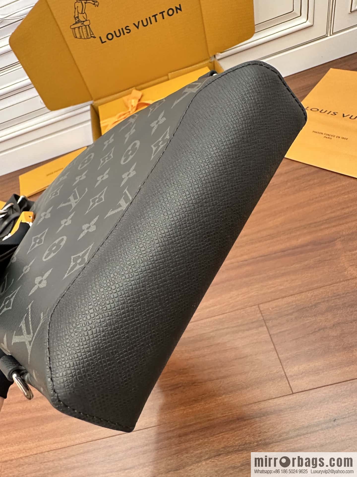 LV M30936 Duo Slingbag