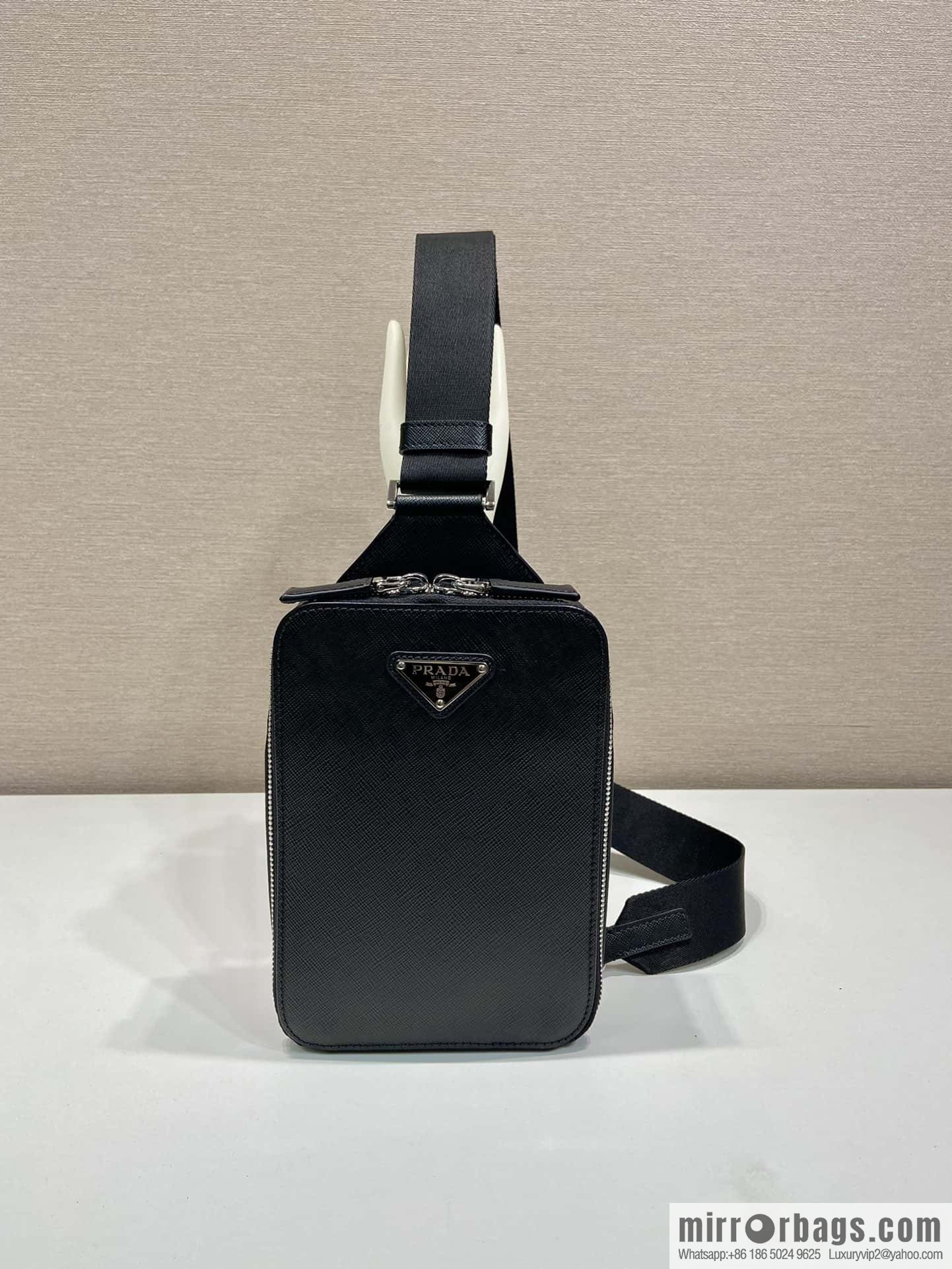 PRADA new breast bag 🎉 2VZ106 breast bag