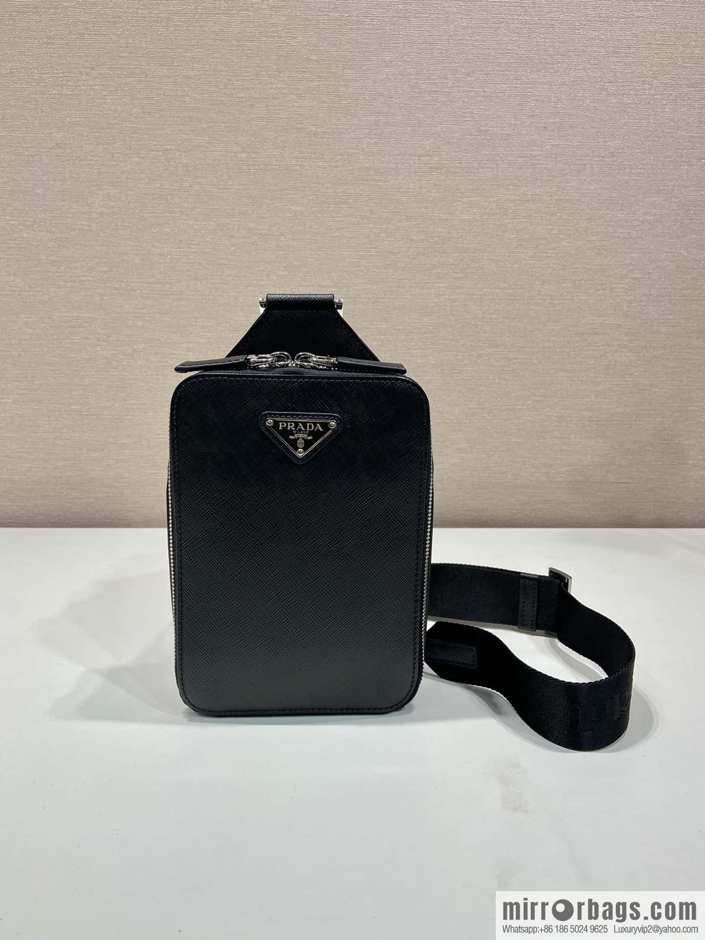 PRADA new breast bag 🎉 2VZ106 breast bag