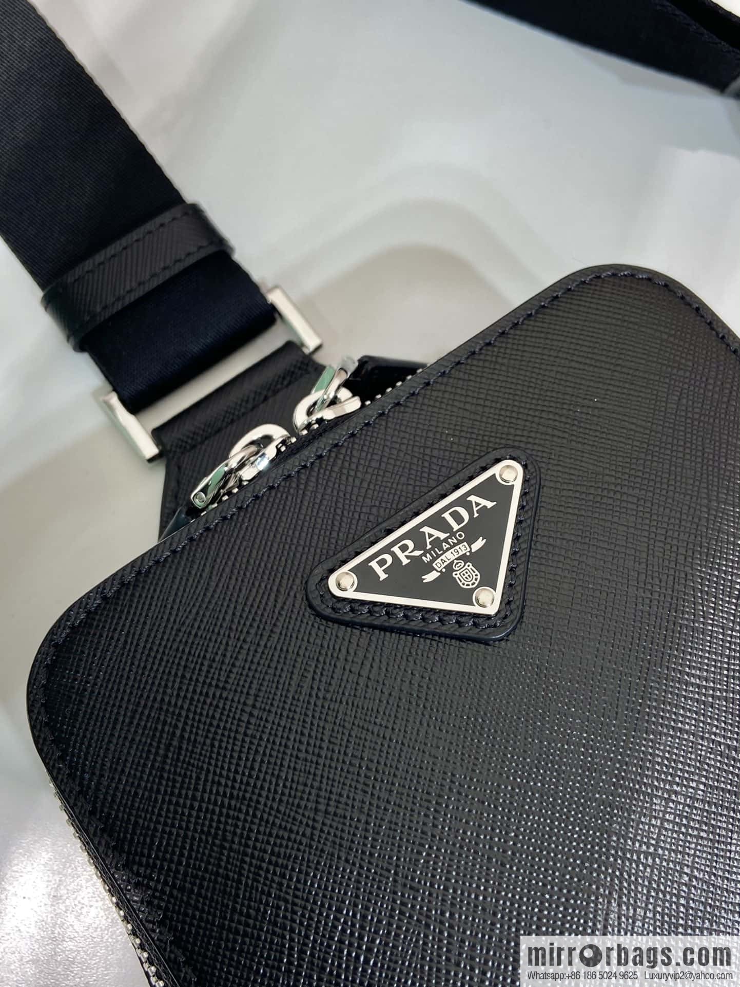 PRADA new breast bag 🎉 2VZ106 breast bag