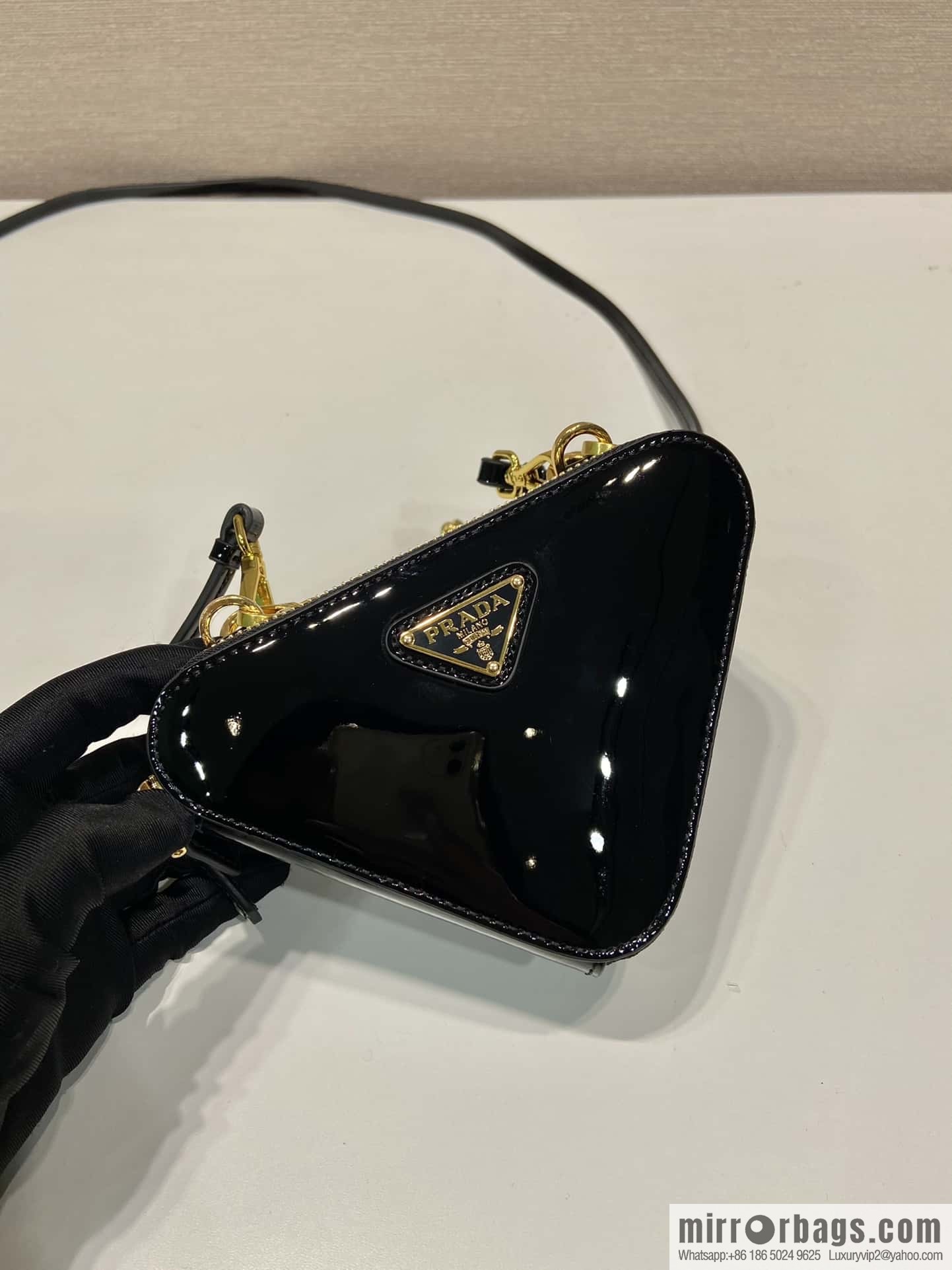 PRADA Gemini patent leather triangle bag ๐ 1NR015 New ๐ patent leather
