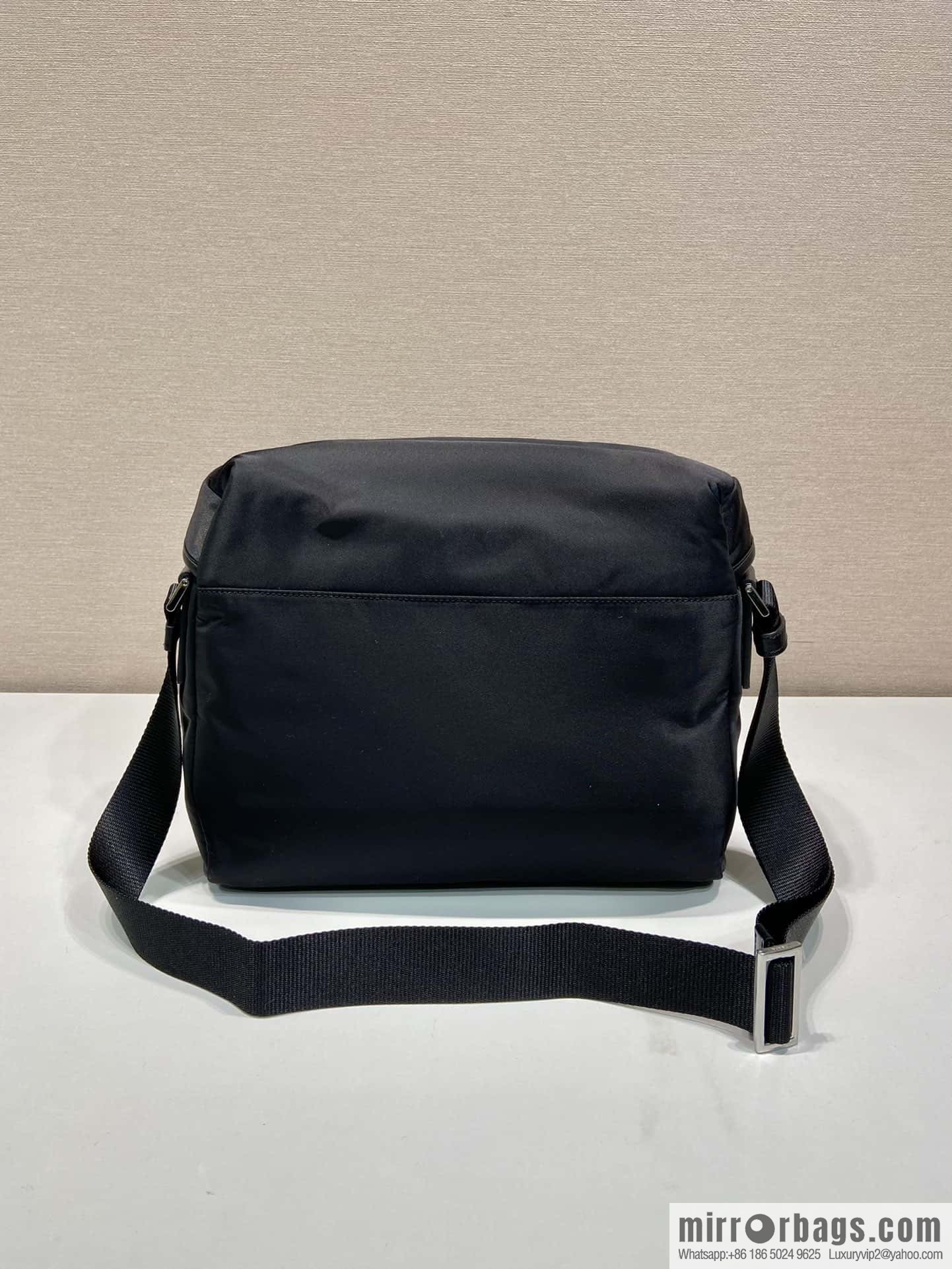 PRADA new men's bag ๐ 2VD062 oblique span bag