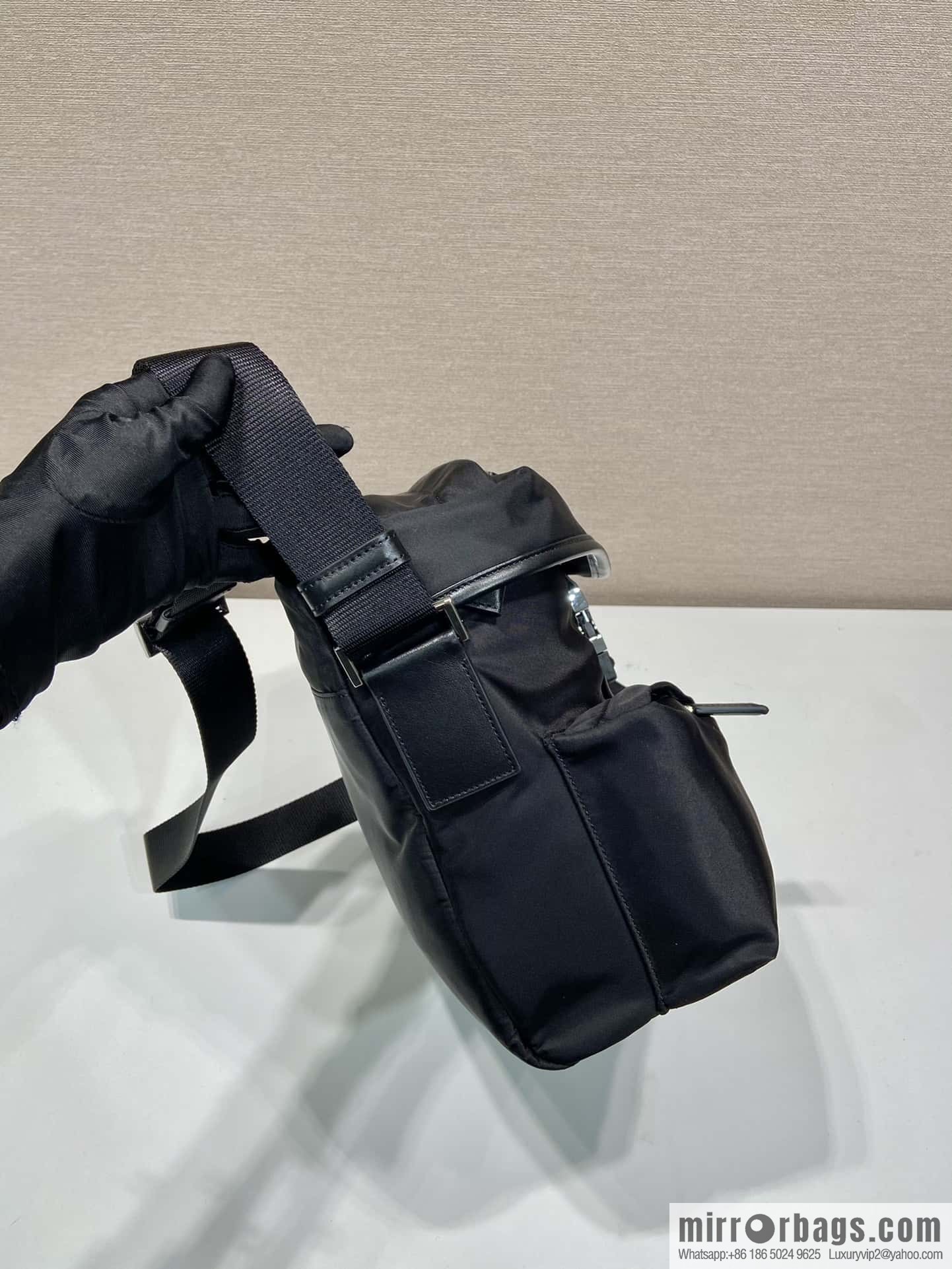PRADA new men's bag ๐ 2VD062 oblique span bag