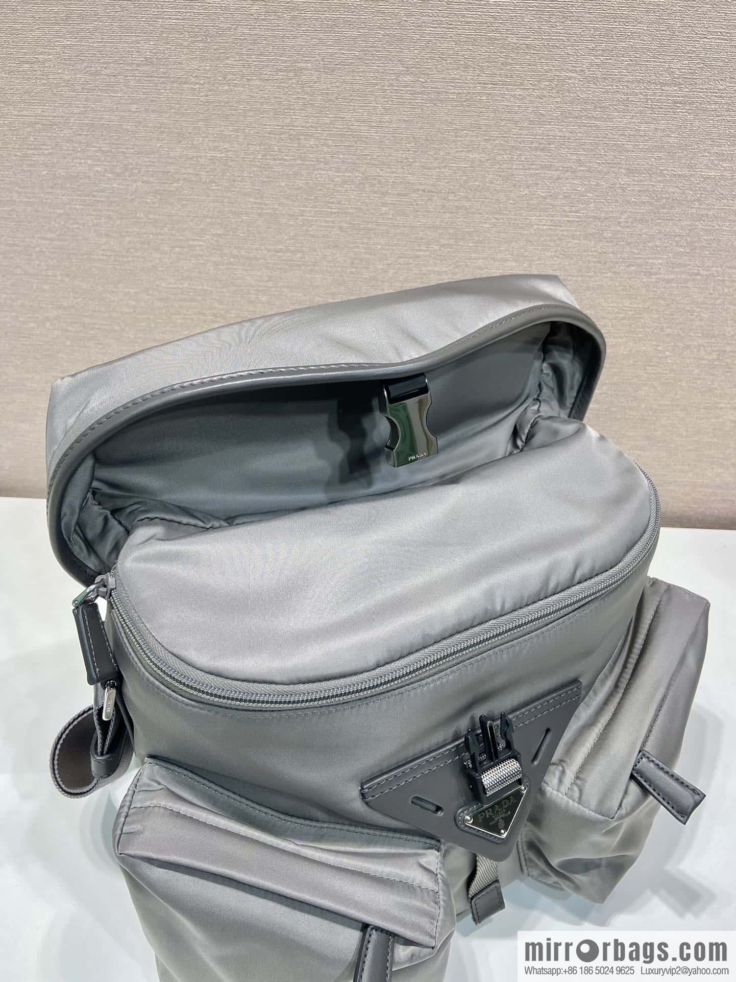 PRADA new men's bag ๐ 2VD062 oblique span bag