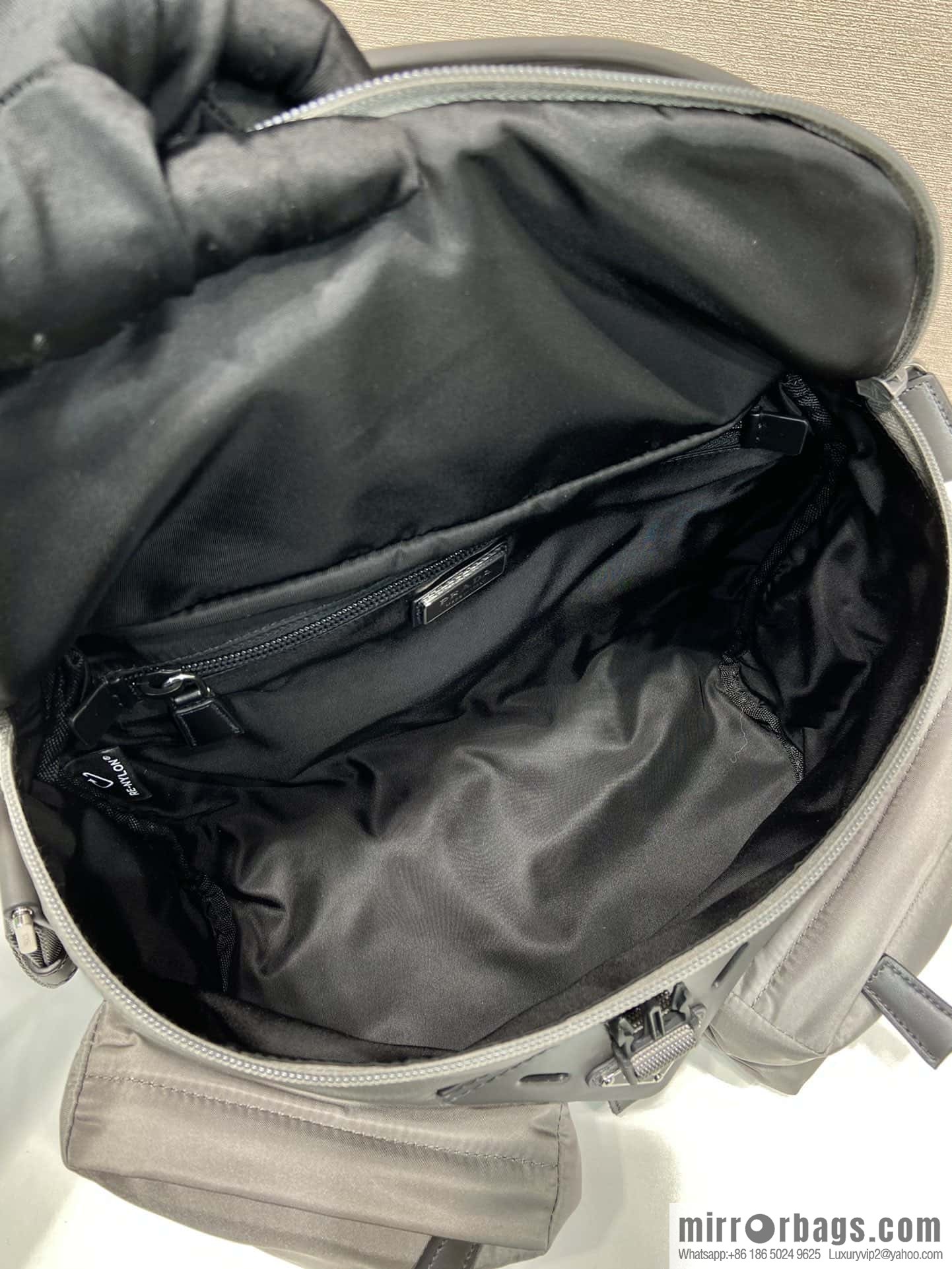 PRADA new men's bag ๐ 2VD062 oblique span bag