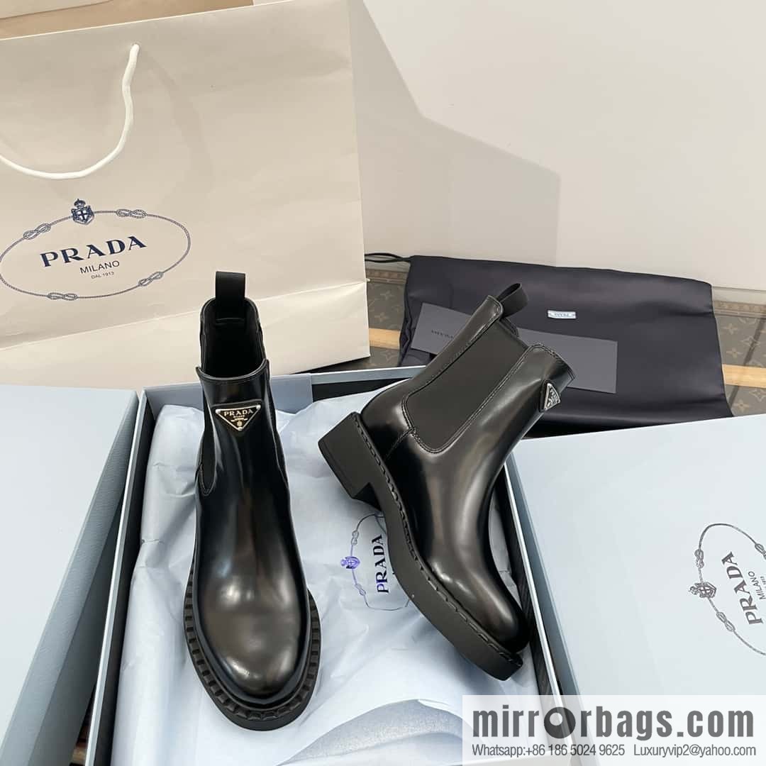 PRADA Triangle Chelsea, pipe boots