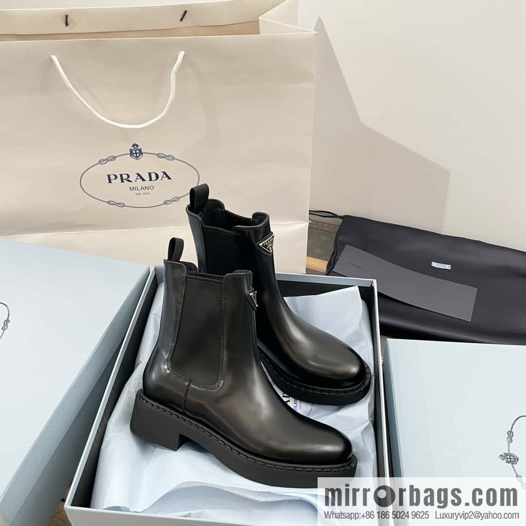 PRADA Triangle Chelsea, pipe boots
