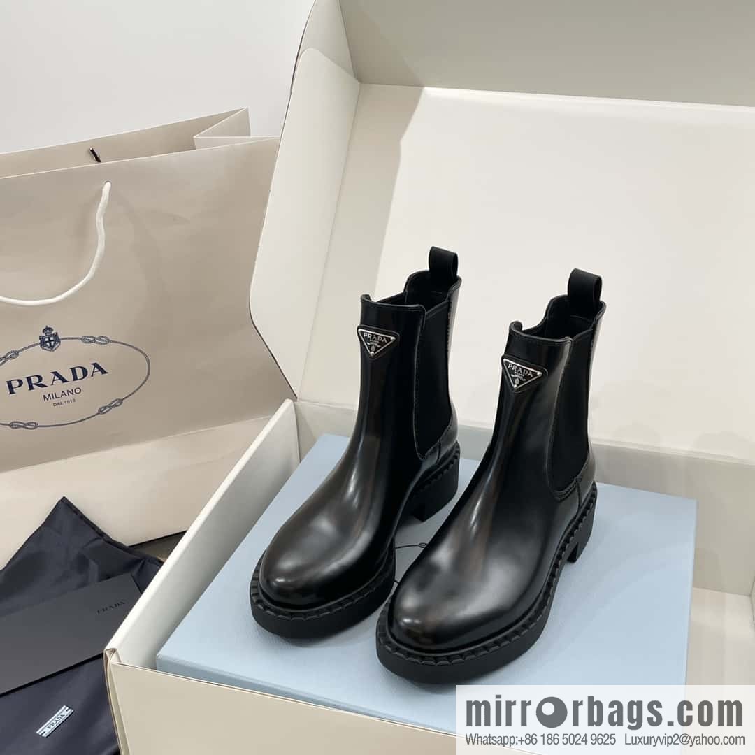 PRADA Triangle Chelsea, pipe boots