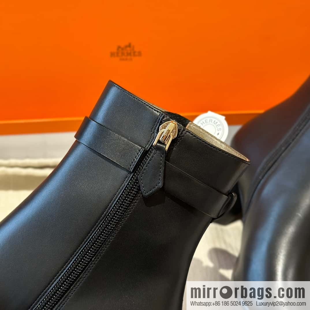 Hermès Kelly buckle, calfskin high-heeled boots