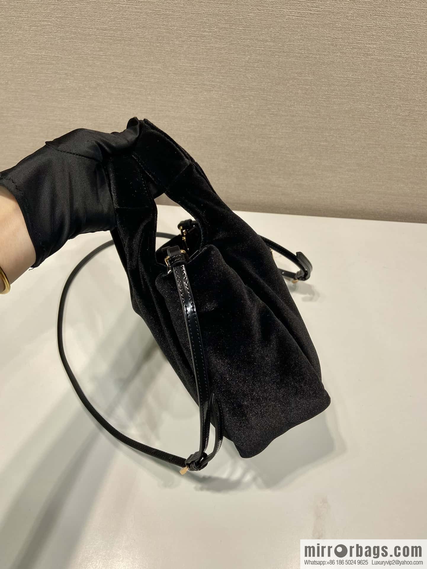 PRADA Velvet bucket bag ๐ 1BA349