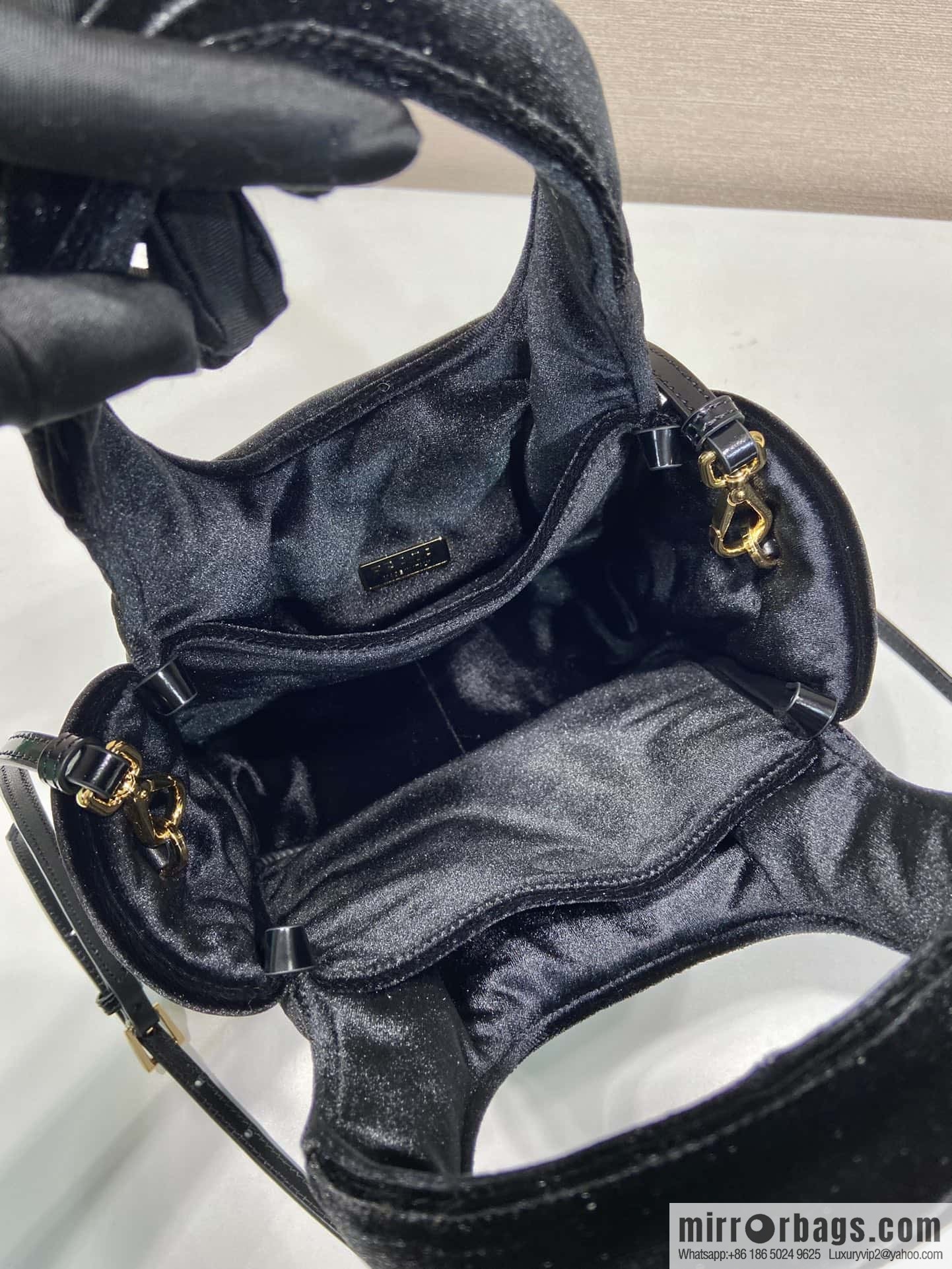 PRADA Velvet bucket bag ๐ 1BA349