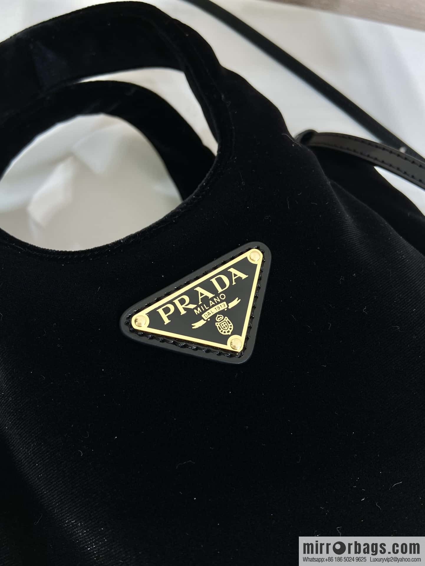 PRADA Velvet bucket bag ๐ 1BA349