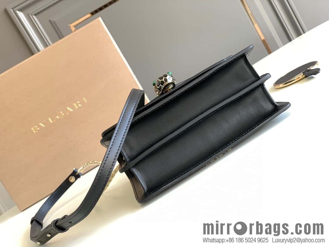BVLGARI Bulgari Serpenti Forever crossbody bag 289672 Glamour Black