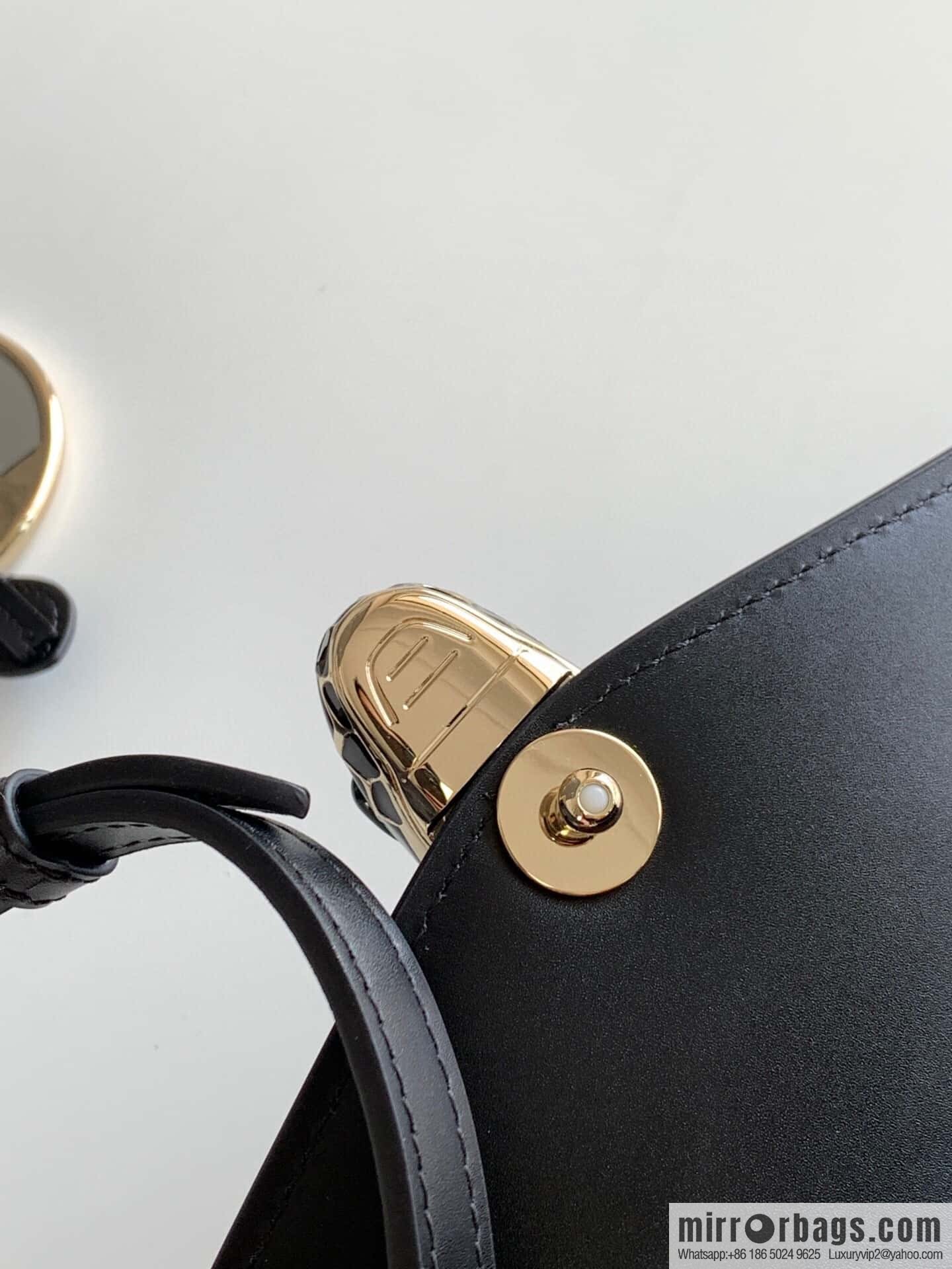 BVLGARI Bulgari Serpenti Forever crossbody bag 289672 Glamour Black
