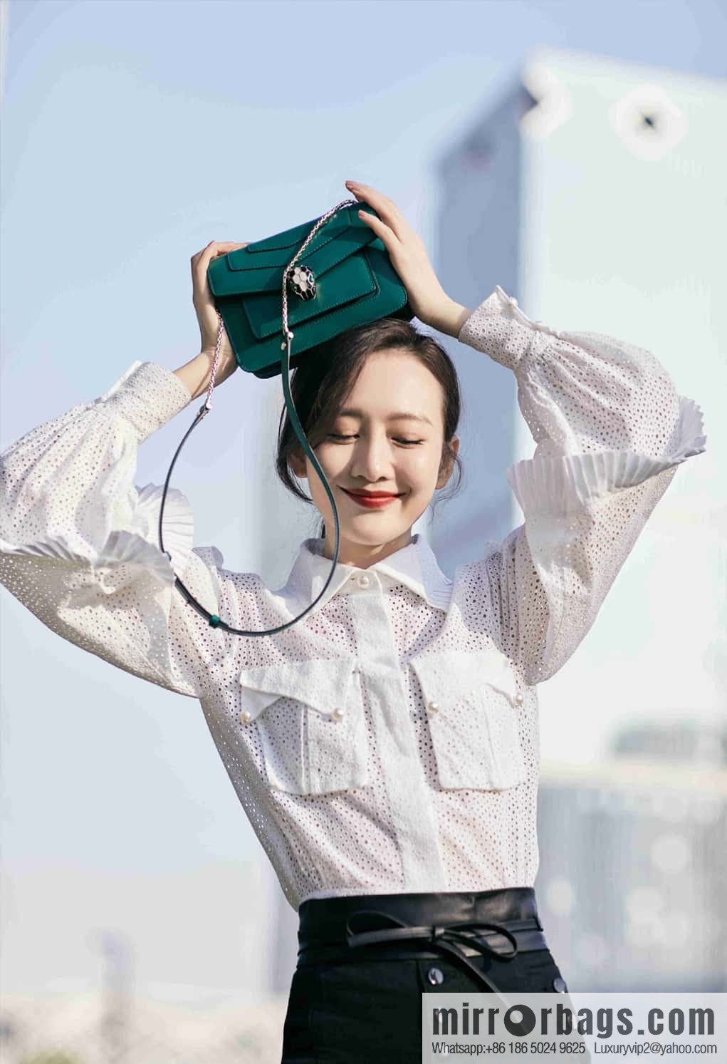 BVLGARI Bulgari Serpenti Forever crossbody bag 289672 Emerald