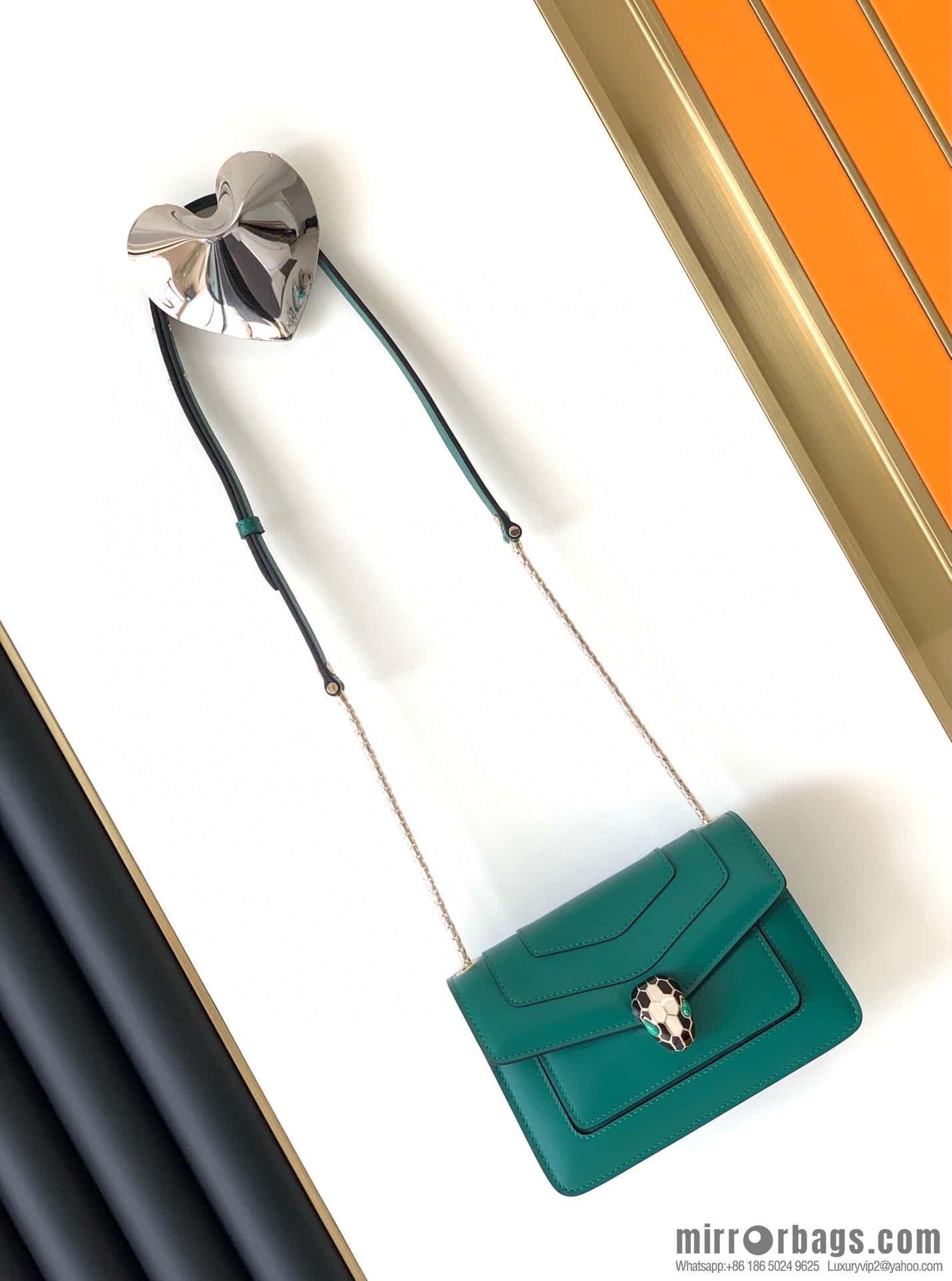 BVLGARI Bulgari Serpenti Forever crossbody bag 289672 Emerald