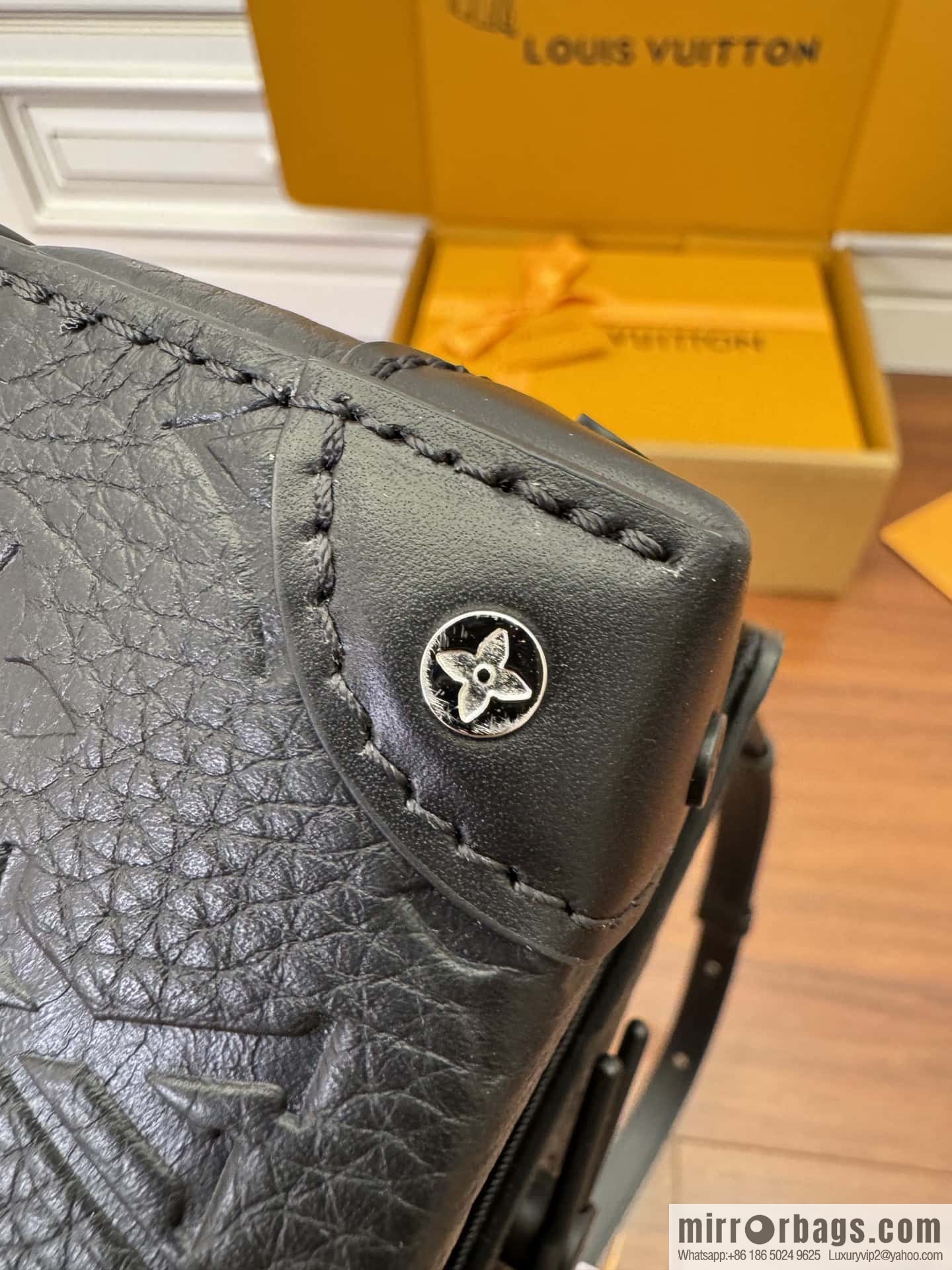 LV M81746 STEAMER mini handbag