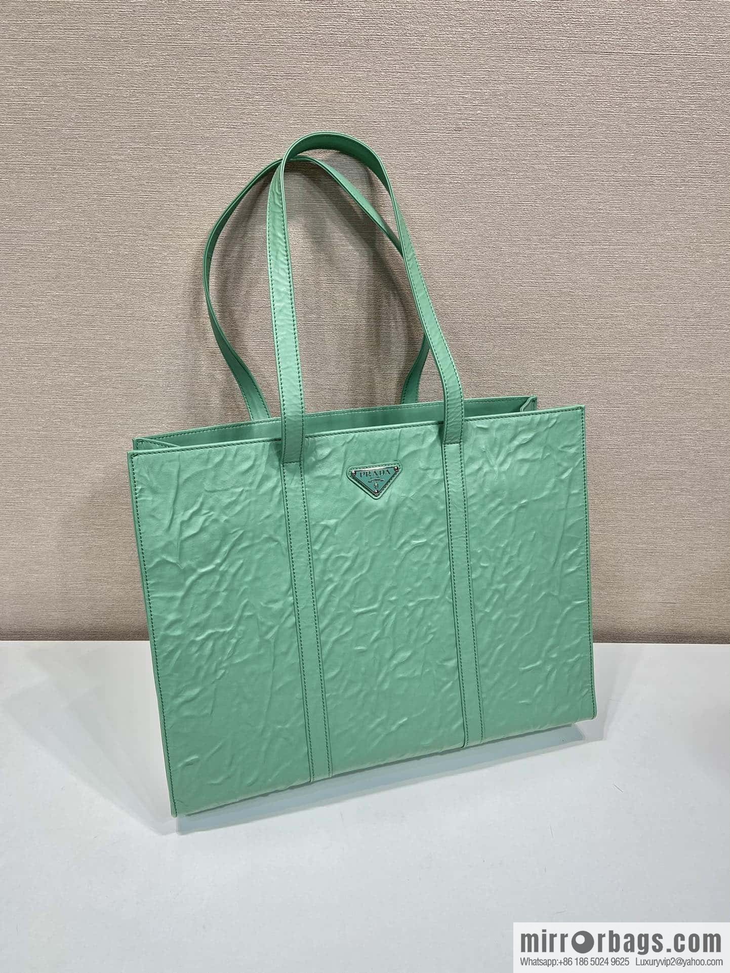 PRADA new tote bag ๐ 1BG460 green