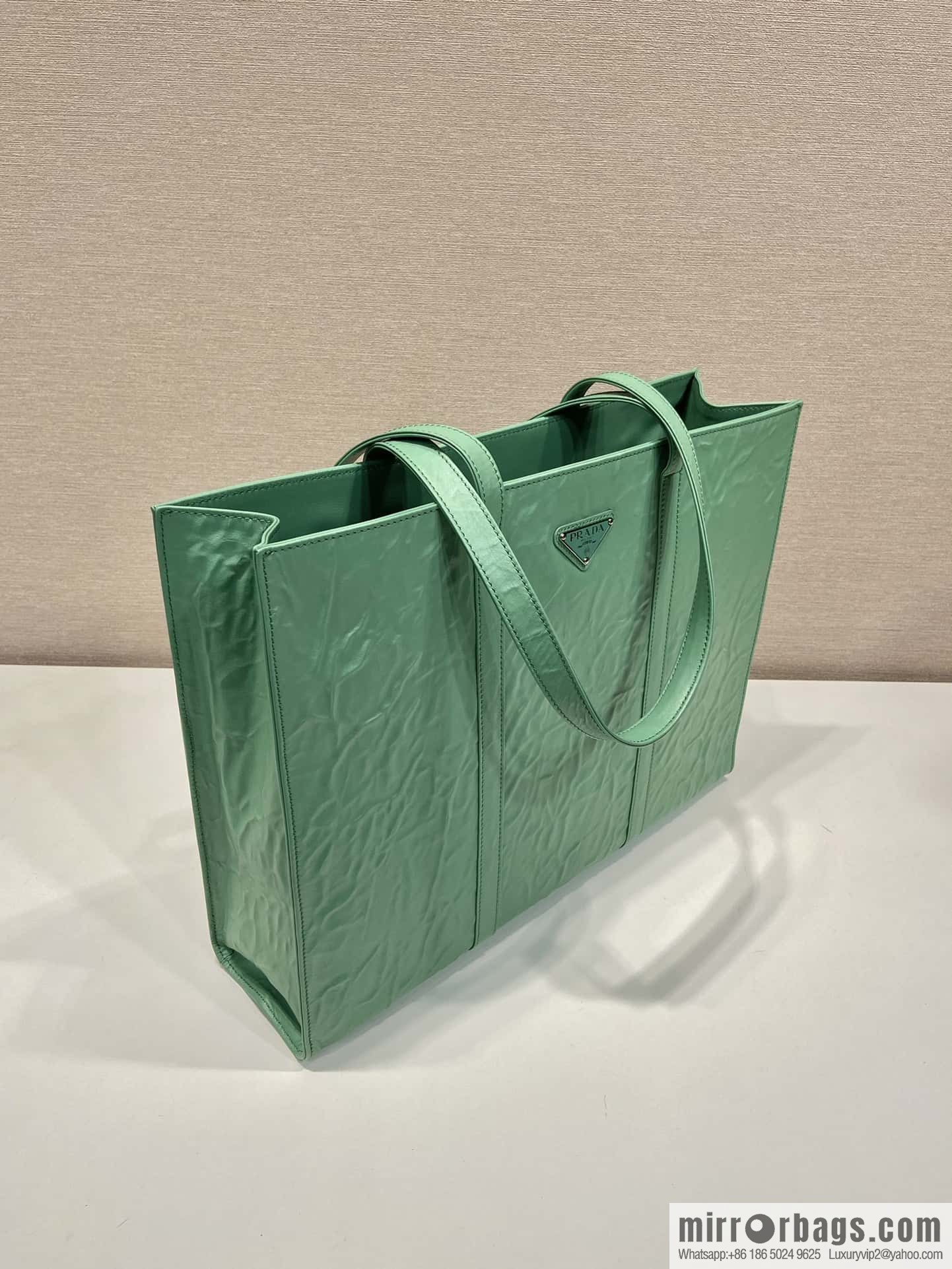 PRADA new tote bag ๐ 1BG460 green