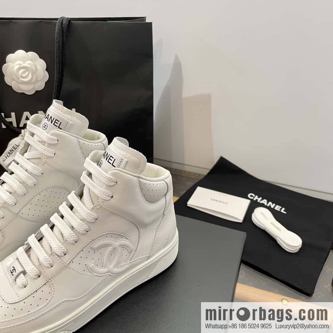 CHANEL Xiaoxiang Air Force One high-top sports white shoes/skateboard shoes