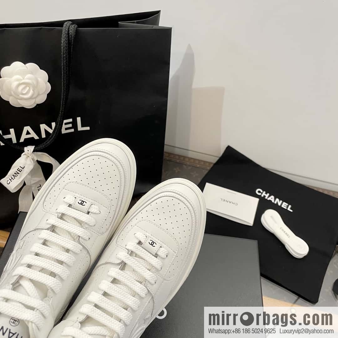 CHANEL Xiaoxiang Air Force One high-top sports white shoes/skateboard shoes