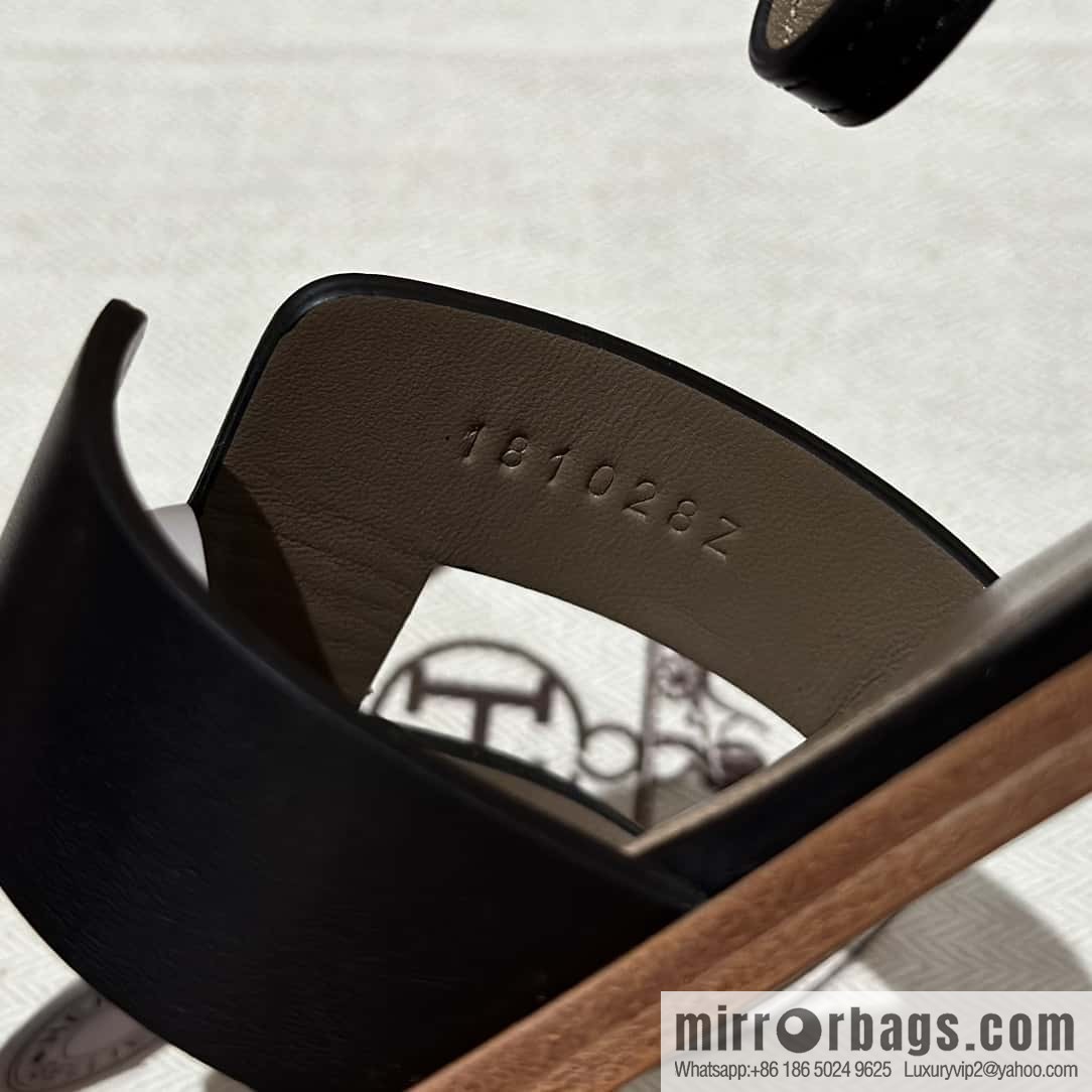 Hermès imported Italian cowhide, new small sandals