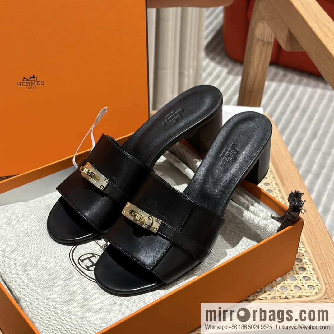 Hermès 2023 Latest Kelly Button Slippers