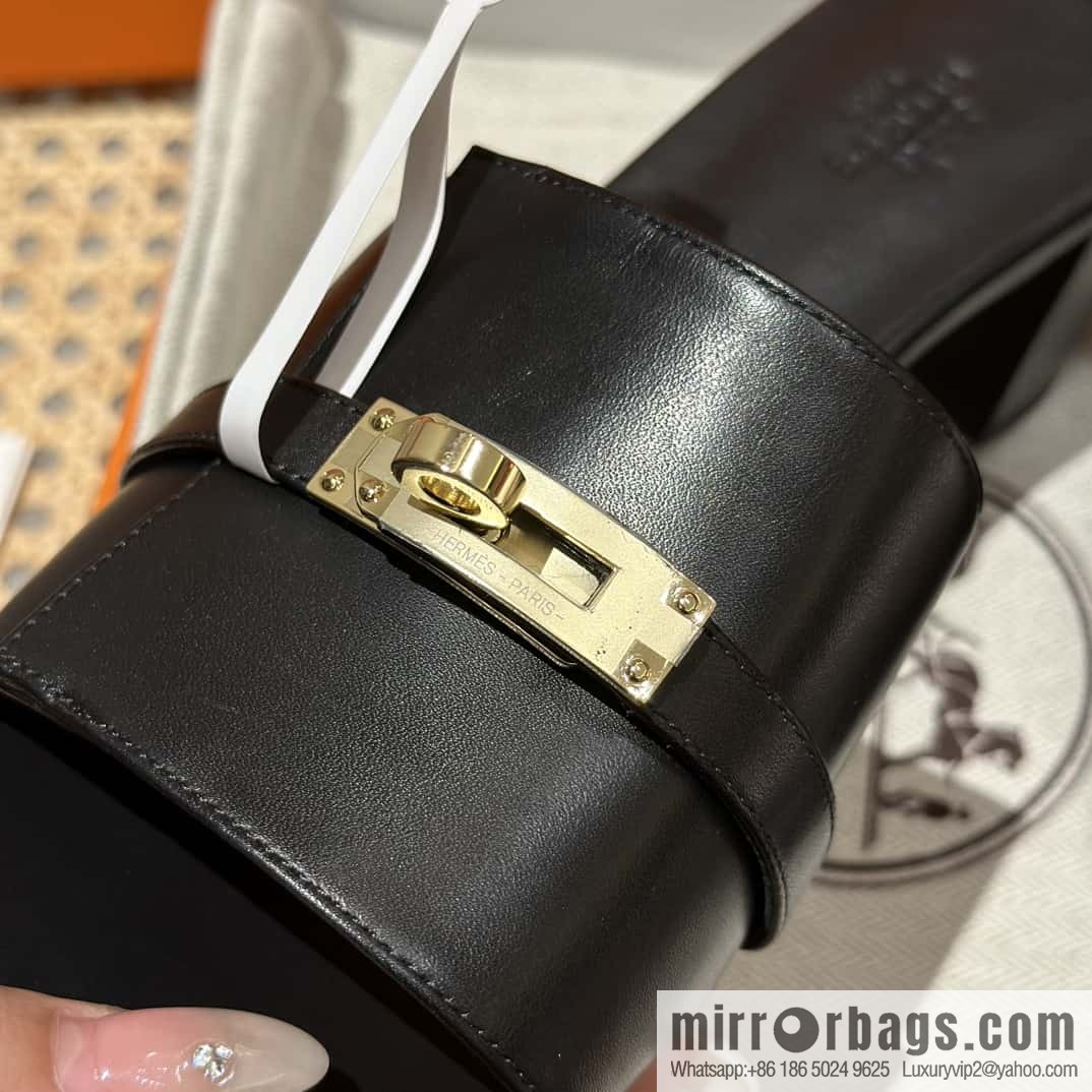 Hermès 2023 Latest Kelly Button Slippers