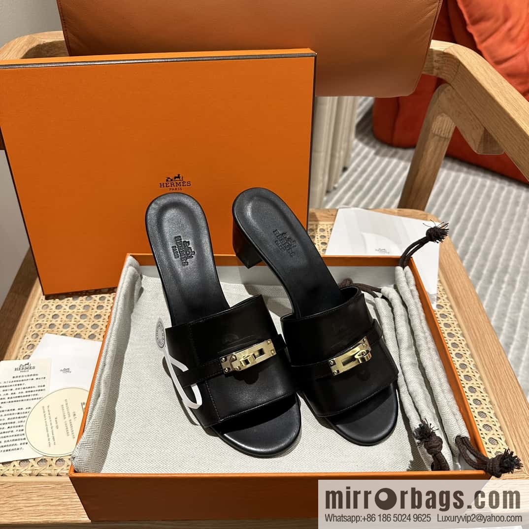 Hermès 2023 Latest Kelly Button Slippers