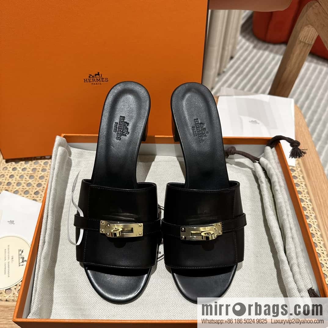 Hermès 2023 Latest Kelly Button Slippers