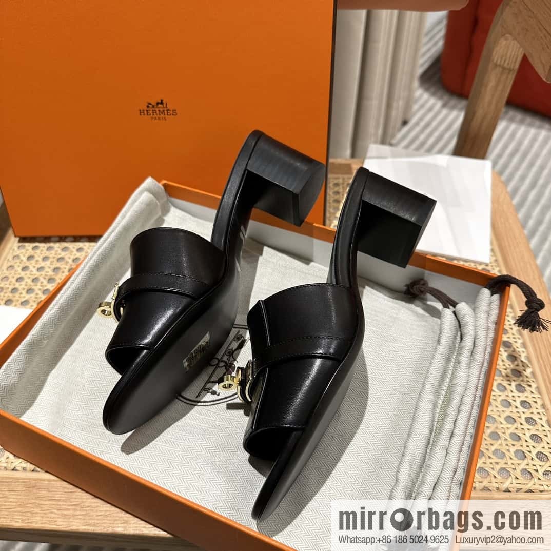 Hermès 2023 Latest Kelly Button Slippers