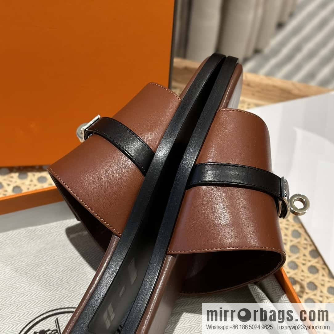Hermès 2023 Latest Kelly Button Slippers
