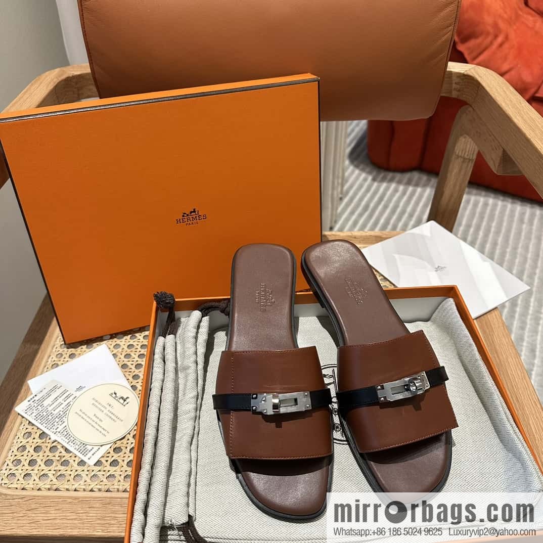 Hermès 2023 Latest Kelly Button Slippers