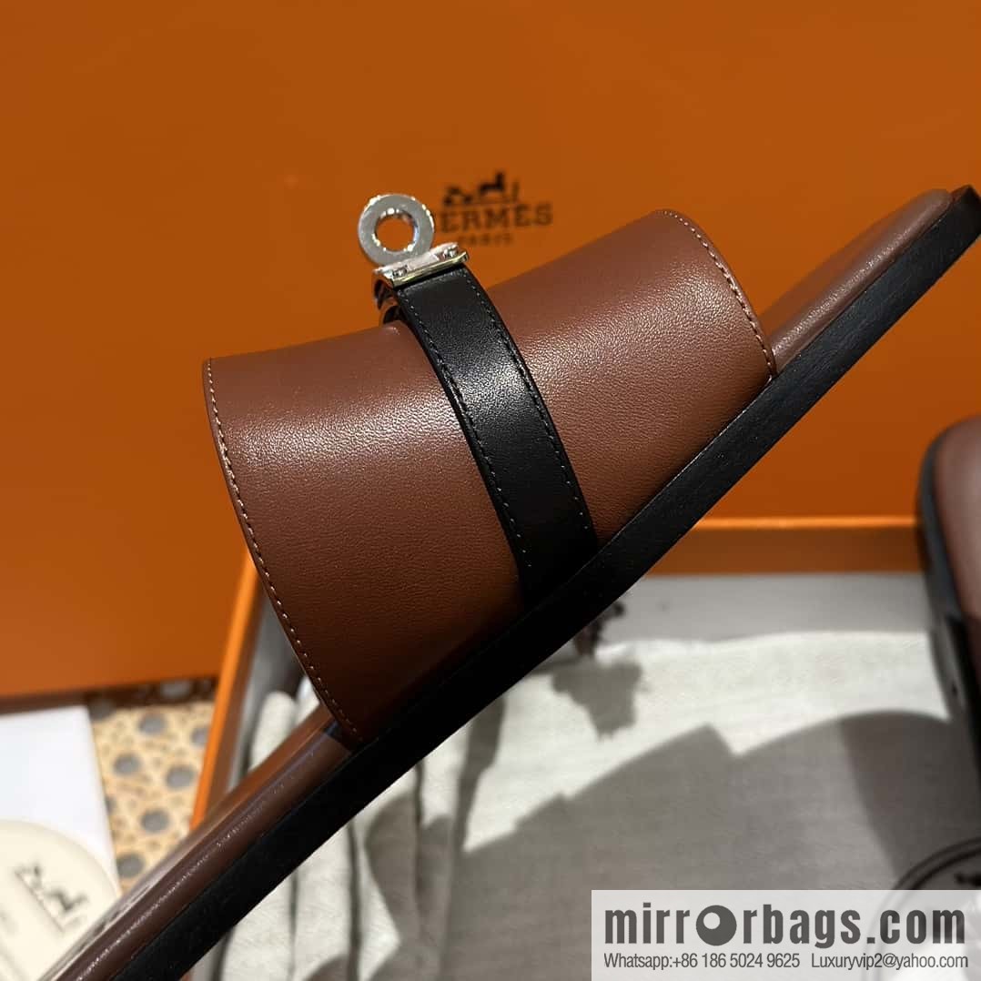 Hermès 2023 Latest Kelly Button Slippers