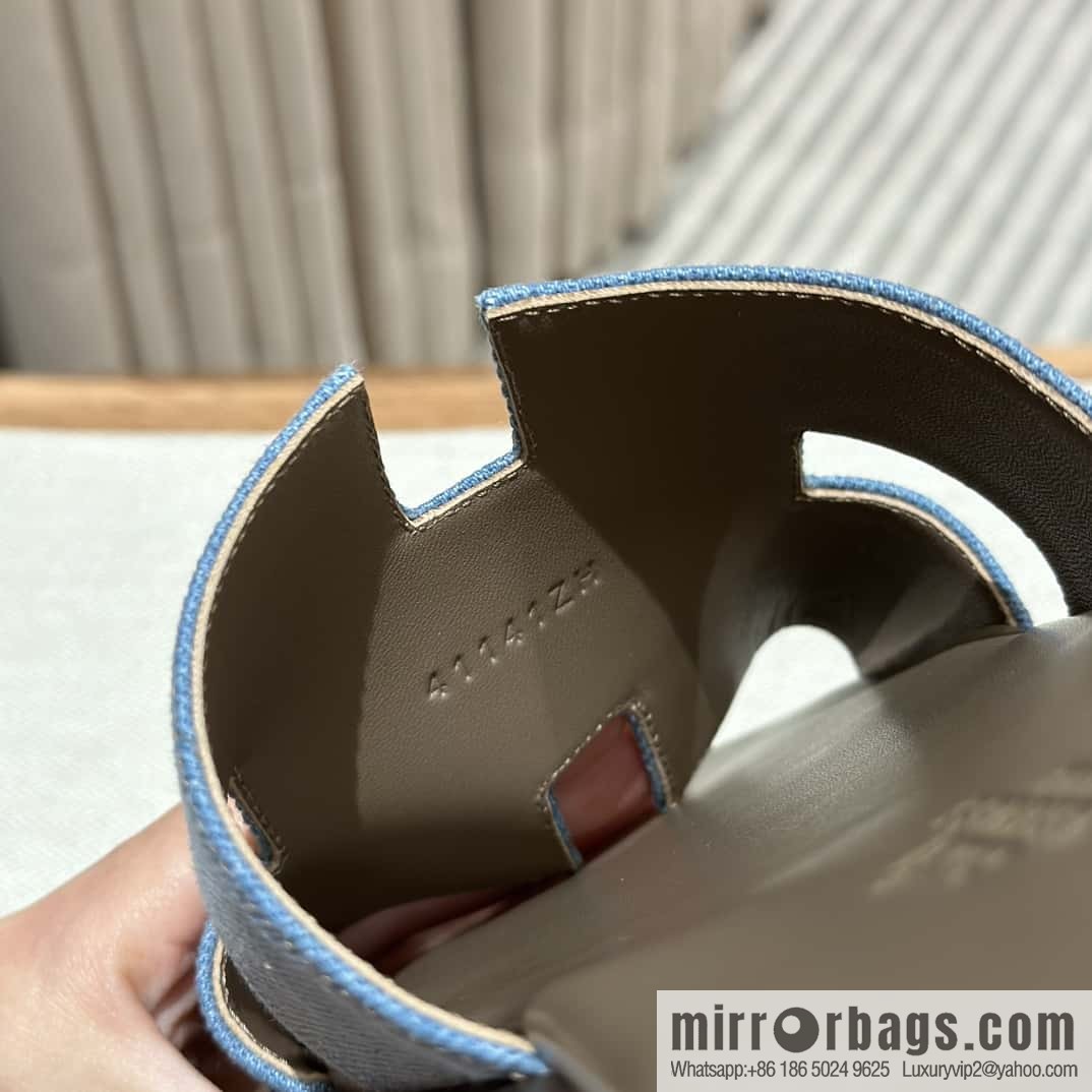 Hermès Men's Slippers