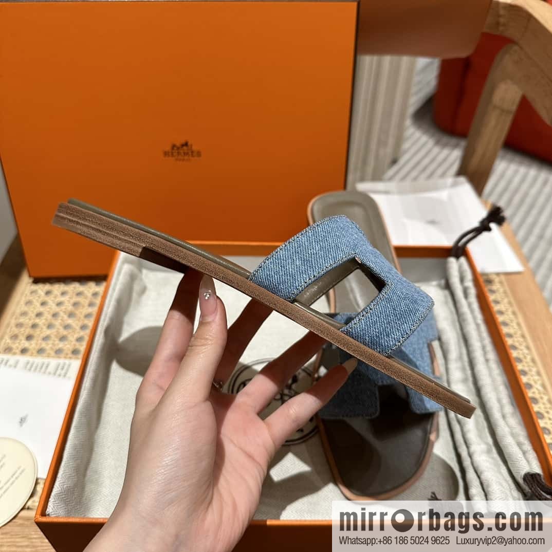 Hermes, classic slippers.