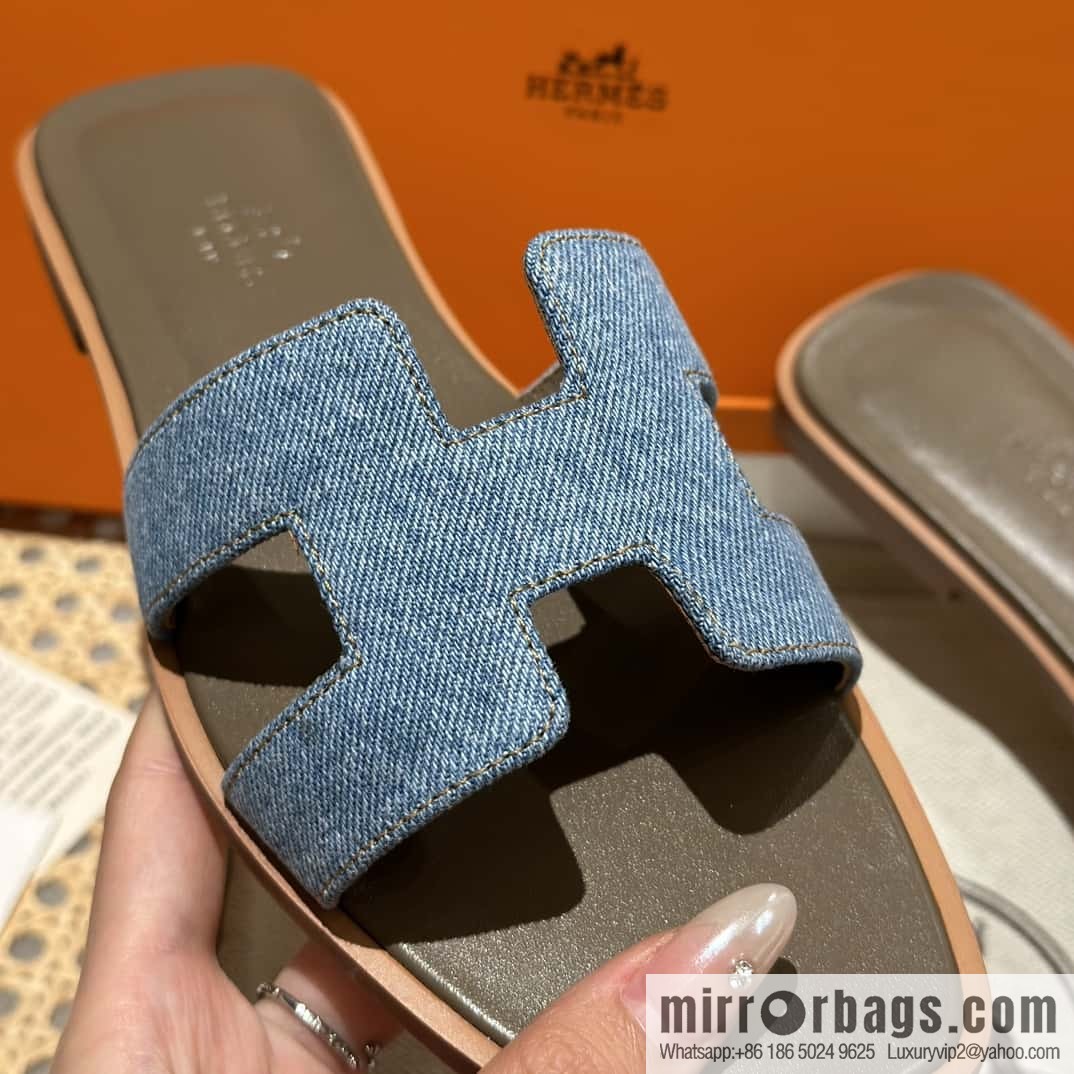 Hermes, classic slippers.